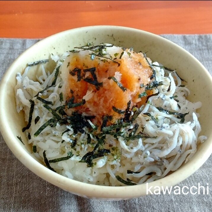 簡単♡大根おろしとレモンのしらす丼